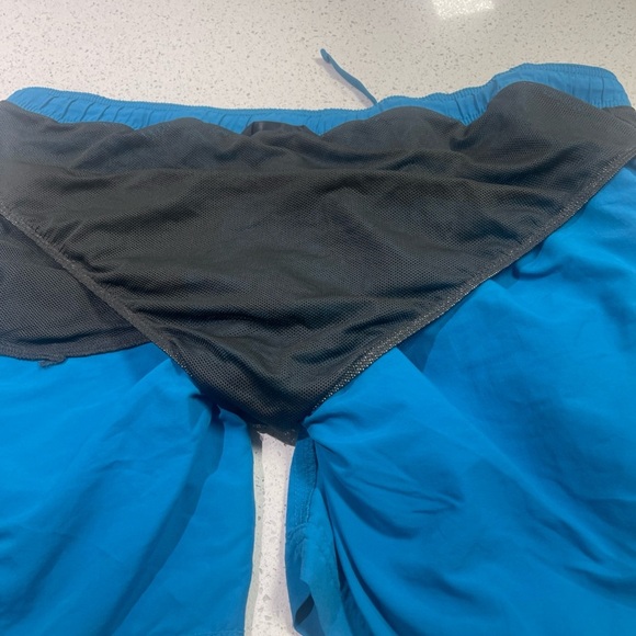 The North Face Blue Swim Trunks - Picture 10 of 11